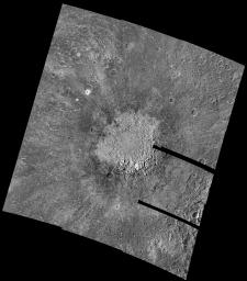 PIA01077: Large impact on Callisto's Southern Hemisphere