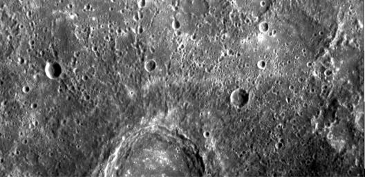 PIA10178: Mercury's Complex Cratering History